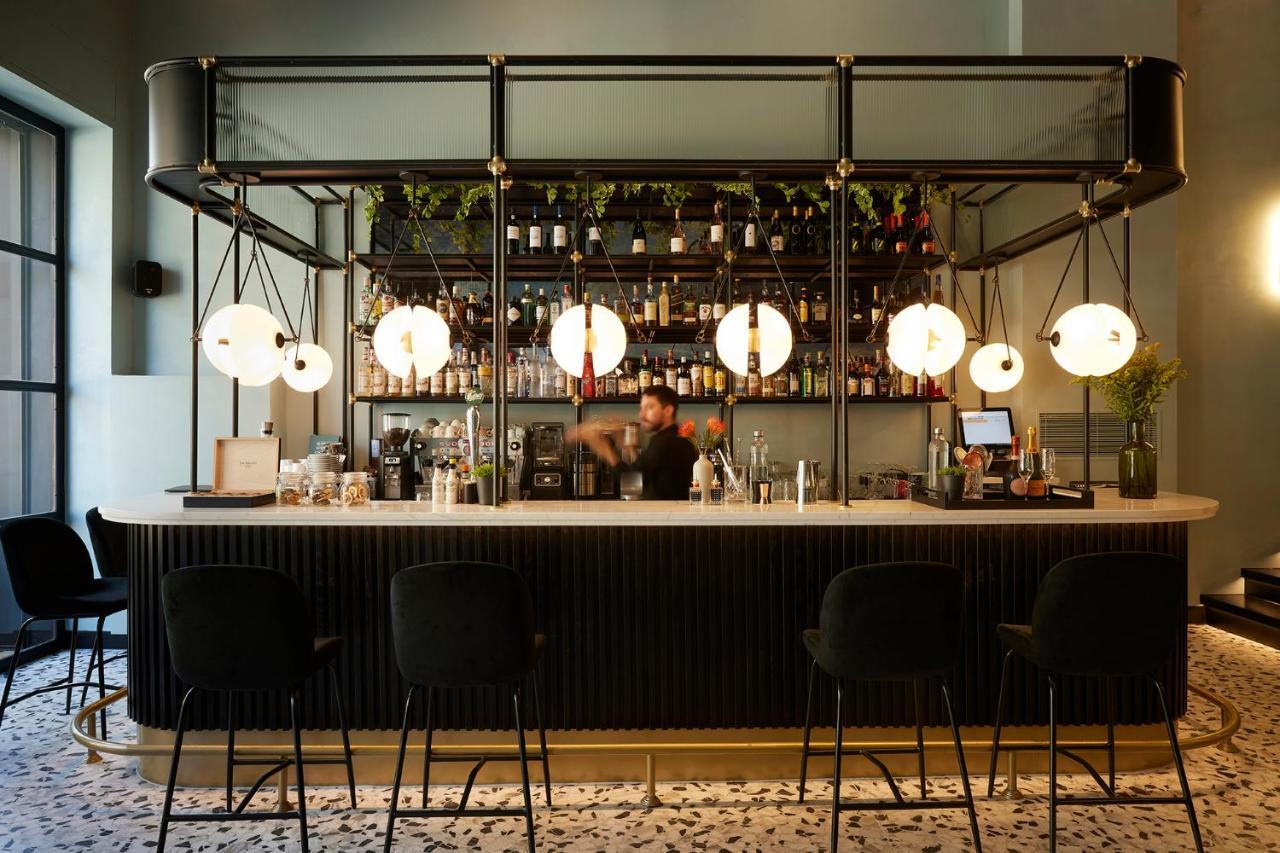 The Port Square Hotel Piraeus Luaran gambar